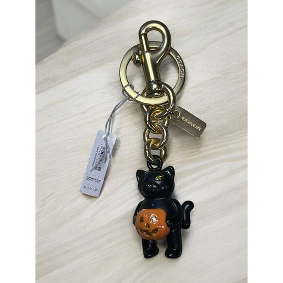 NWT Coach CW480 Limited Edition Halloween Cat Bag Charm Keychain - Picture 2 of 4